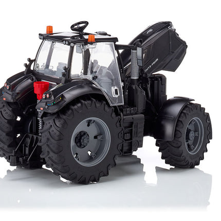 DEUTZ-FAHR 8280 TTV Warrior - Bruder 03162