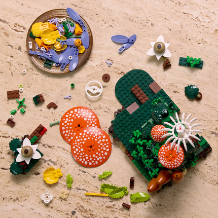 LEGO® Botanicals Mushroom Forest, Set 11505