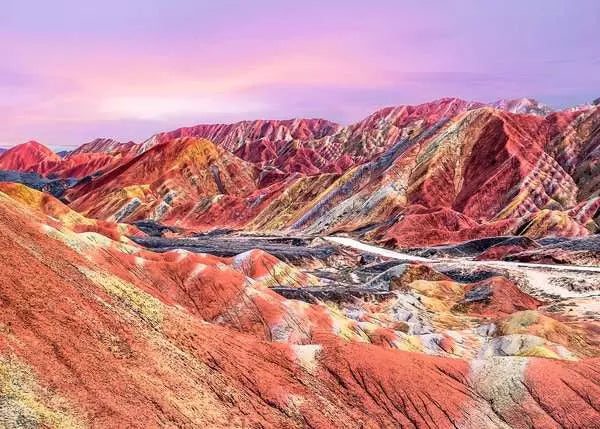 C-T 1000 Ravensburger Rainbow Mountains, China