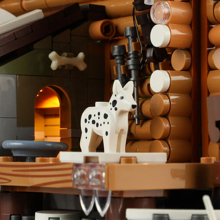 Lumibricks Hunting Cabin 2036PCS
