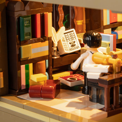 Lumibricks Book-Cafe 1718PCS