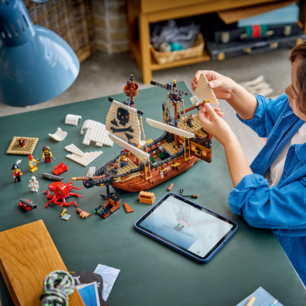 LEGO® Creator 3in1 Iconic Pirate Ship 31387