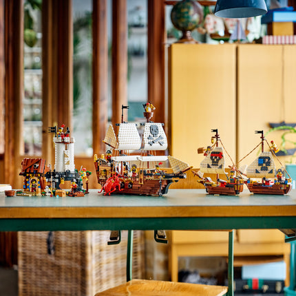 LEGO® Creator 3in1 Iconic Pirate Ship 31387