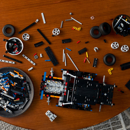 LEGO® Technic™ Fast & Furious Dom's Dodge Charger 42231