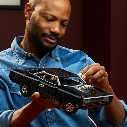 LEGO® Technic™ Fast & Furious Dom's Dodge Charger 42231