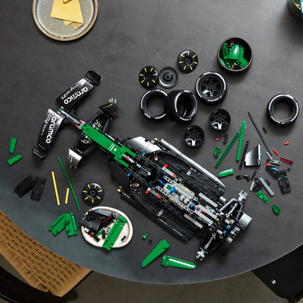 Lego Technic 42240 La voiture de F1® Aston Martin Aramco AMR25