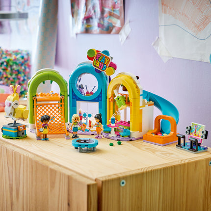 Lego Friends 42686 The Fun Indoor Play Area