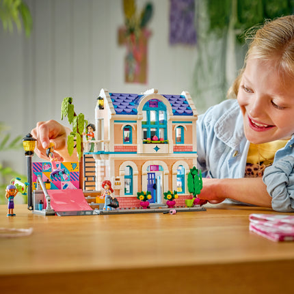 Lego Friends 42687 Liann's Family House