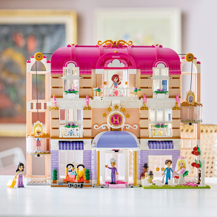 LEGO® Friends Heartlake City Grand Hotel 42704