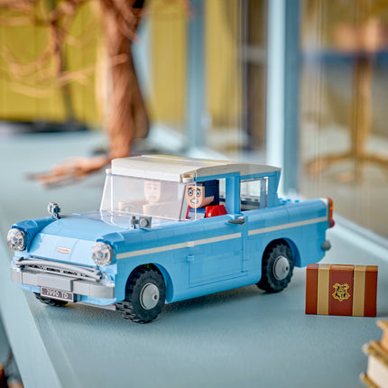 LEGO Harry Potter 76470 The Enchanted Flying Ford Anglia™