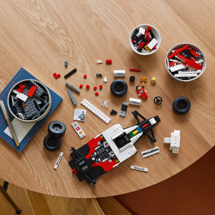 Lego Icons 10330 McLaren MP4/4 et Ayrton Senna