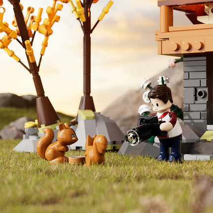 Lumibricks Mountain Cabin 2255PCS