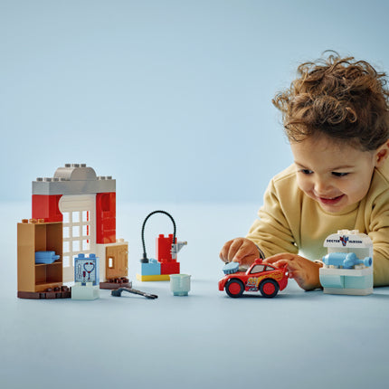 LEGO DUPLO 10456 Doc Hudson's Garage