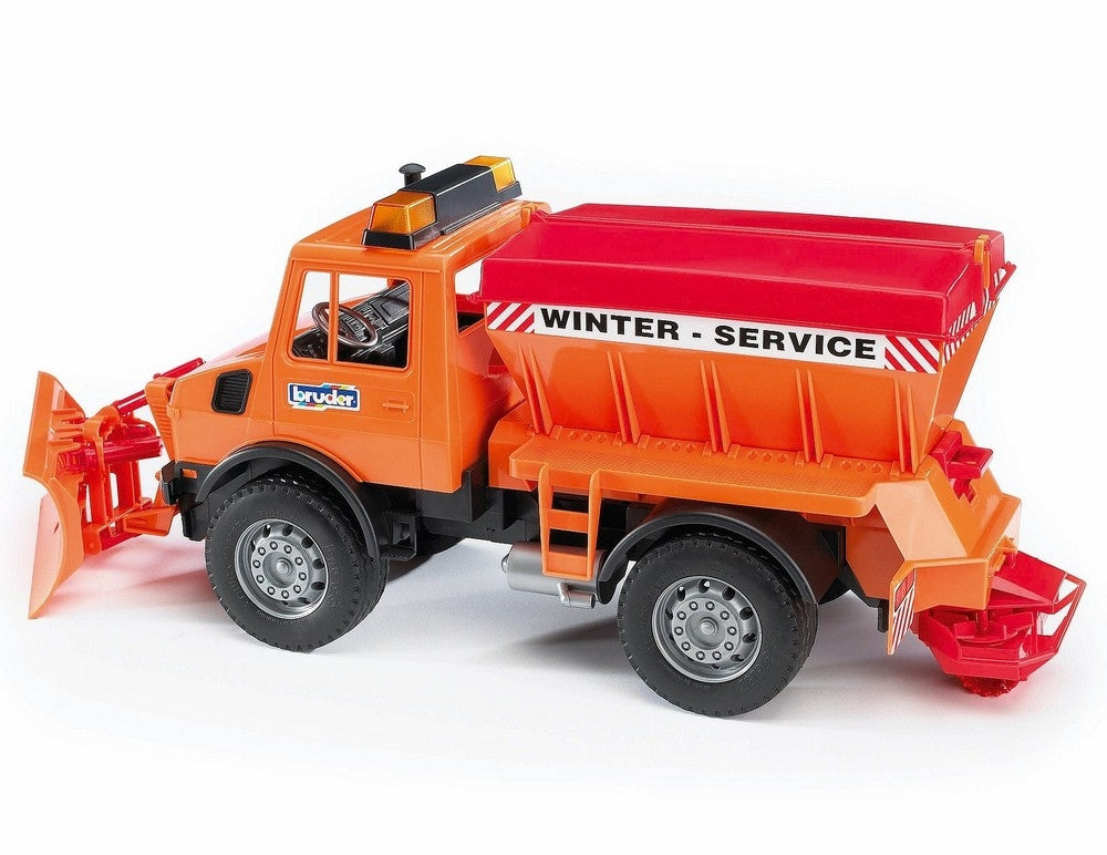 Mb-unimog pour service d'hiver avec lame de chasse-neige - brude