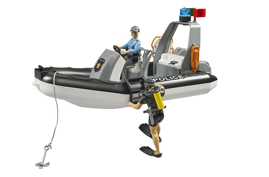 Police Ram 1500 with Bruder rescue boat 02507
