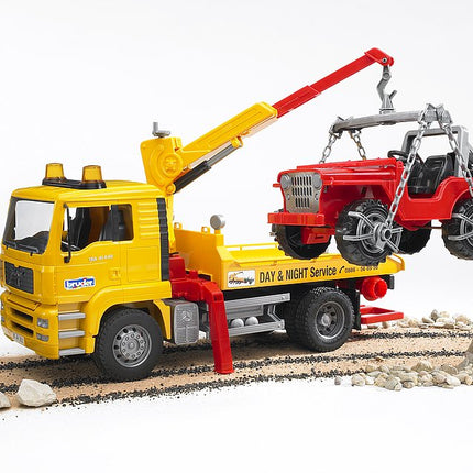 Man tga tow truck with off-road vehicle - bruder 02750