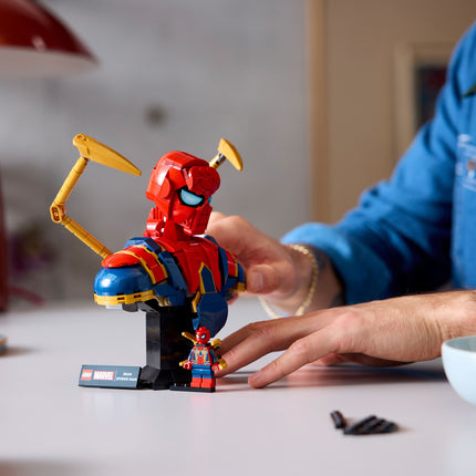 Lego 76326 Iron Spider-Man Bust