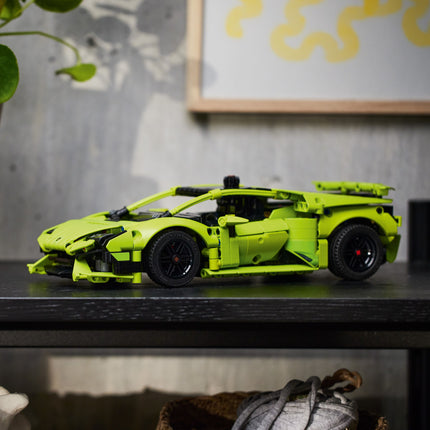 Lego technic 42161 lamborghini huracan tecnica 806 pcs