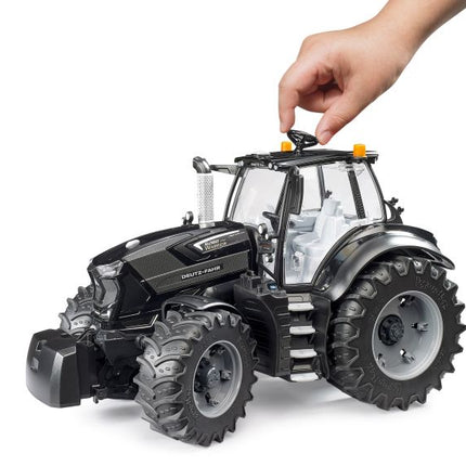 DEUTZ-FAHR 8280 TTV Warrior - Bruder 03162